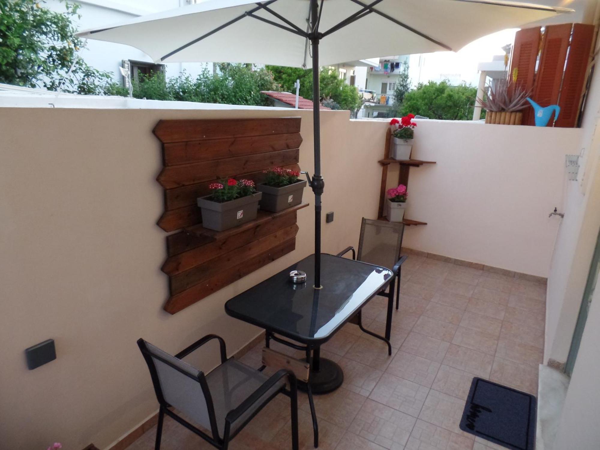 Ellis Home With Private Entrance And Nice Veranda 干尼亞 外观 照片